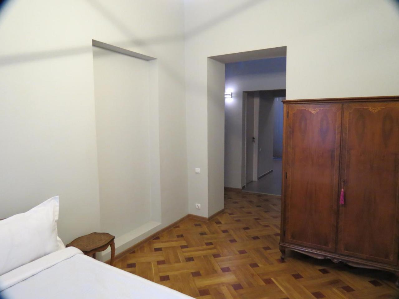 Three Rooms Apartment Tbilisi Eksteriør billede